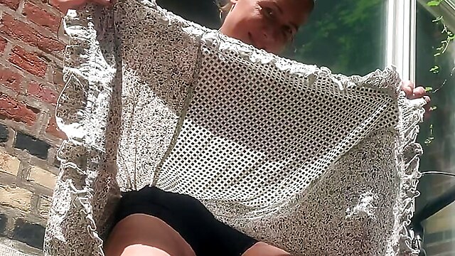Voyeur audience, public audience, bodysuit public, amateur housewife public, blond upskirt